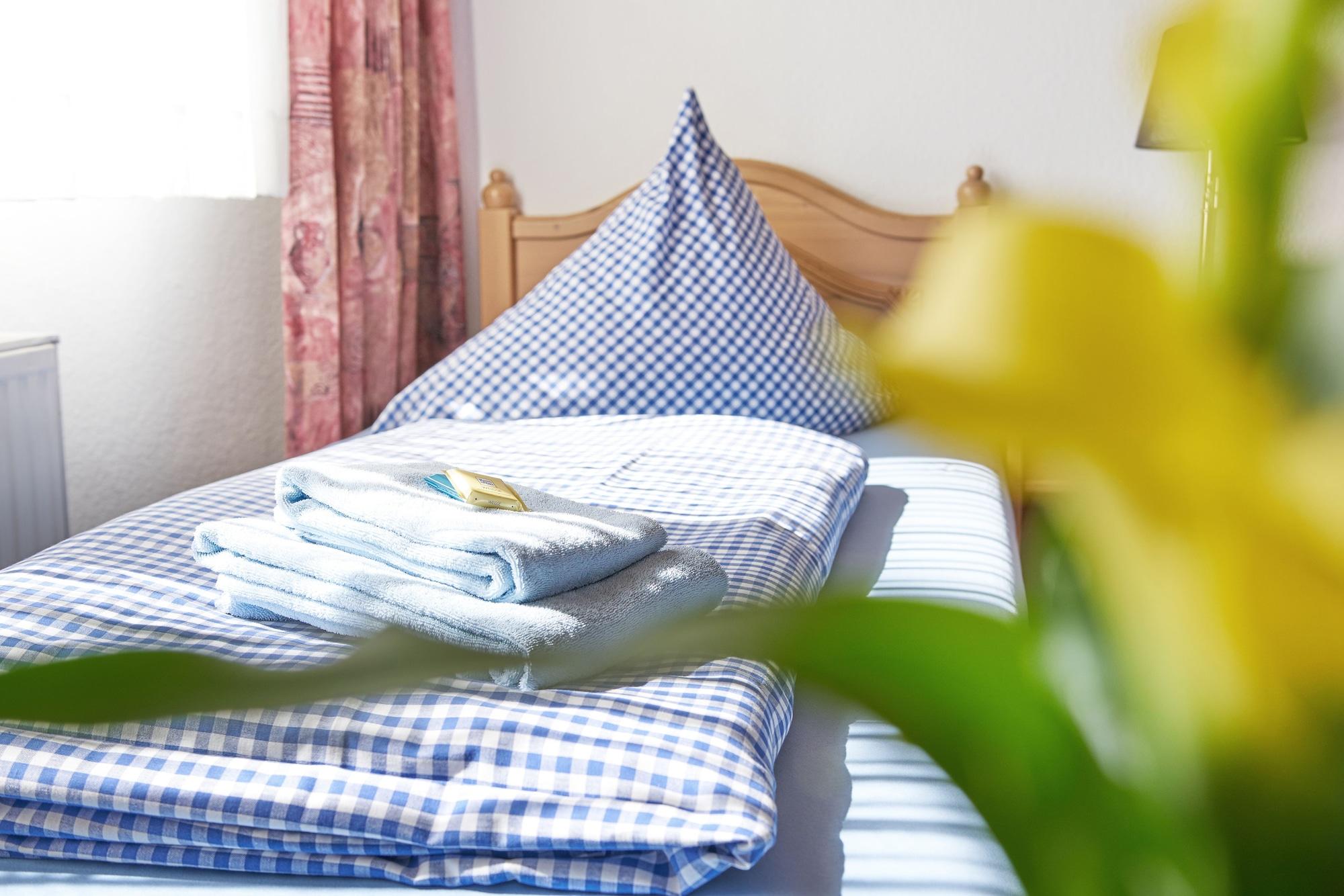 אוברהאוזן Hotel Zum Eisenhammer מראה חיצוני תמונה