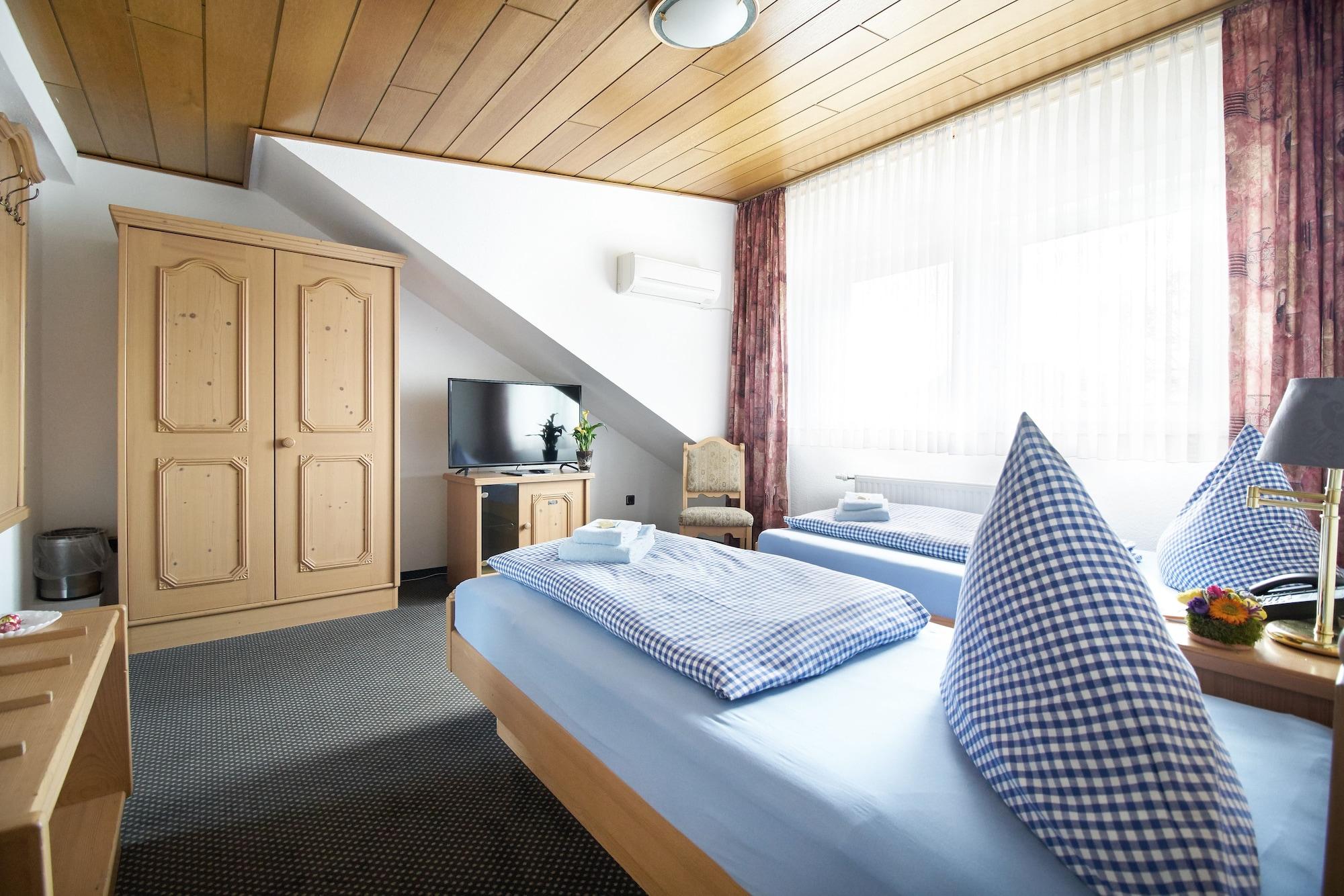 אוברהאוזן Hotel Zum Eisenhammer מראה חיצוני תמונה