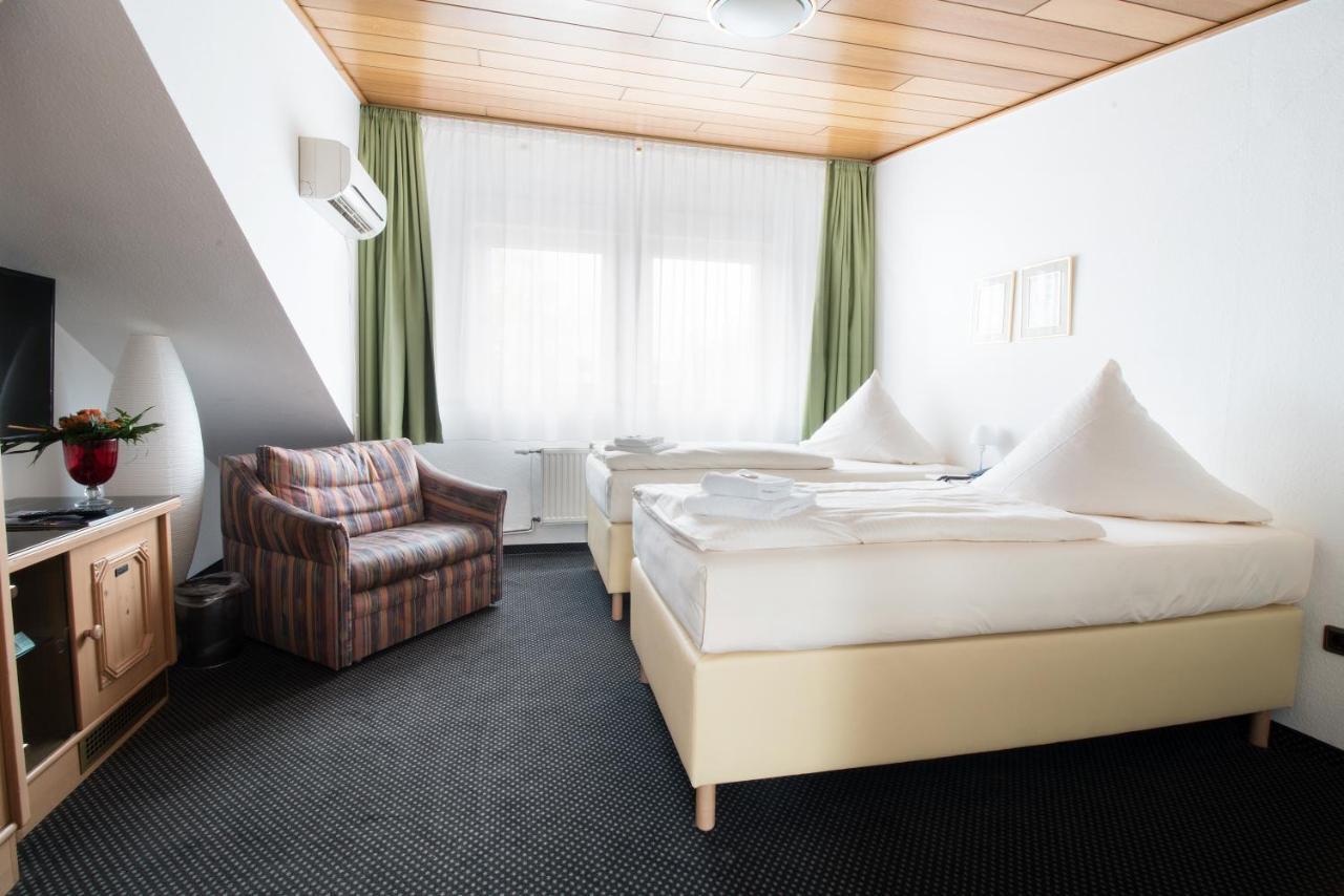 אוברהאוזן Hotel Zum Eisenhammer מראה חיצוני תמונה