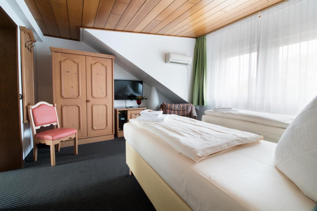 אוברהאוזן Hotel Zum Eisenhammer מראה חיצוני תמונה