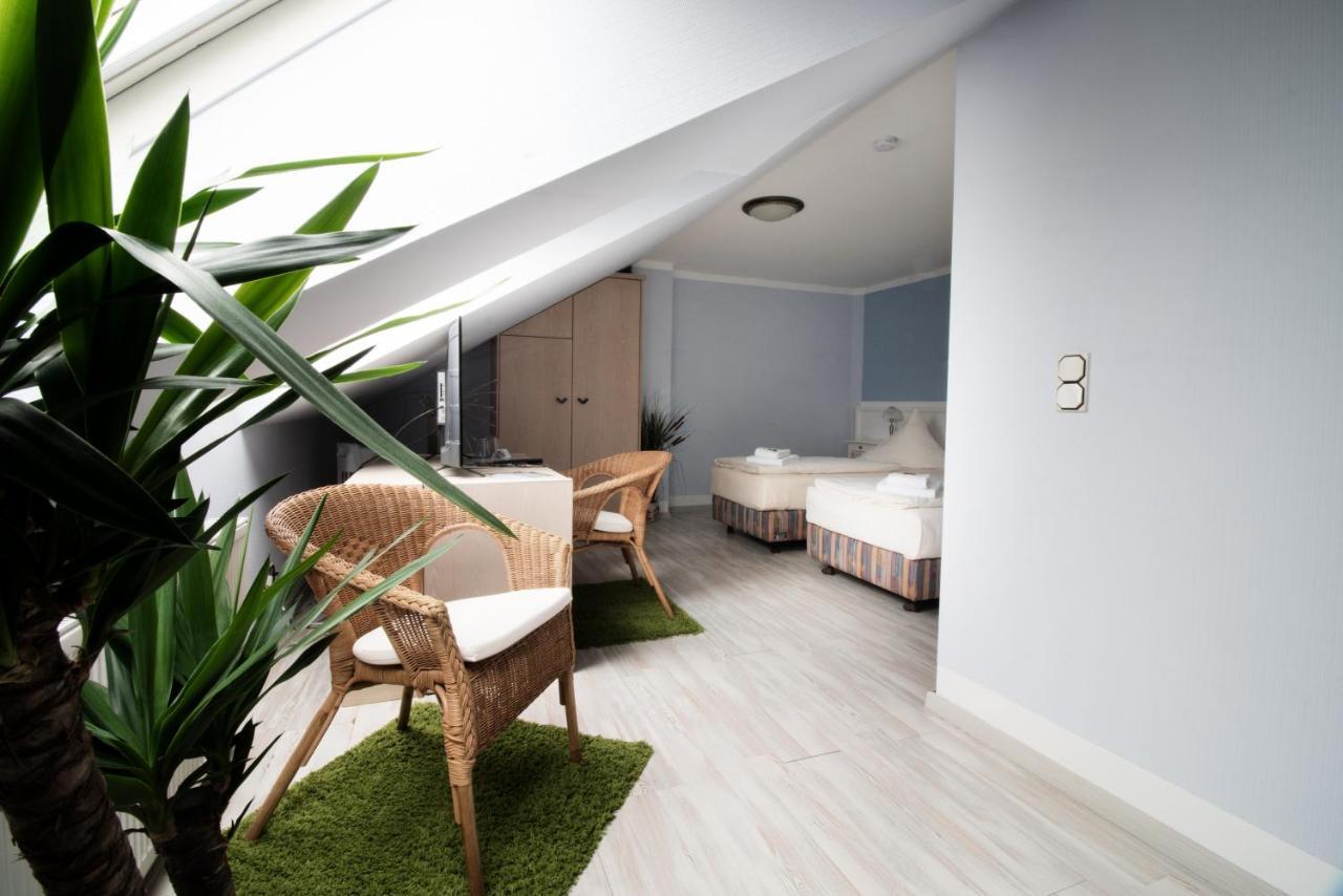 אוברהאוזן Hotel Zum Eisenhammer מראה חיצוני תמונה